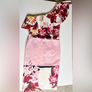 One shoulder floral bodycon dress